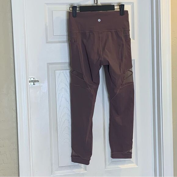 Lululemon Mesh In Motion Crop *23" Antique Bark Size 6 - Picture 4 of 10